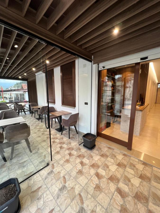 Hotel Bujtina Apsus *