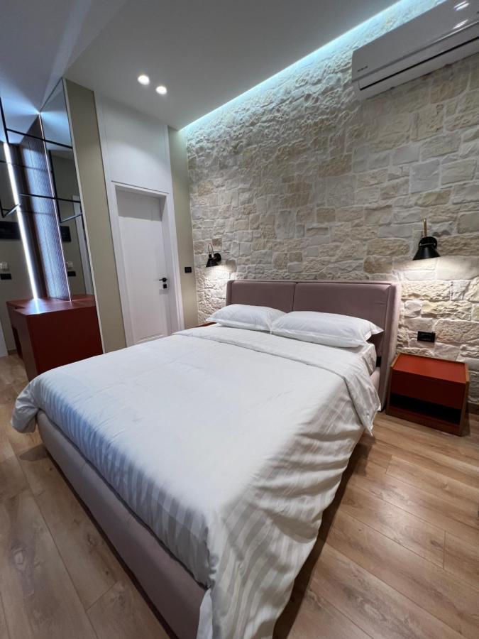 Hotel Bujtina Apsus *
