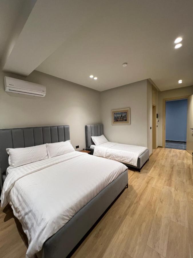 Bujtina Apsus Hotel *